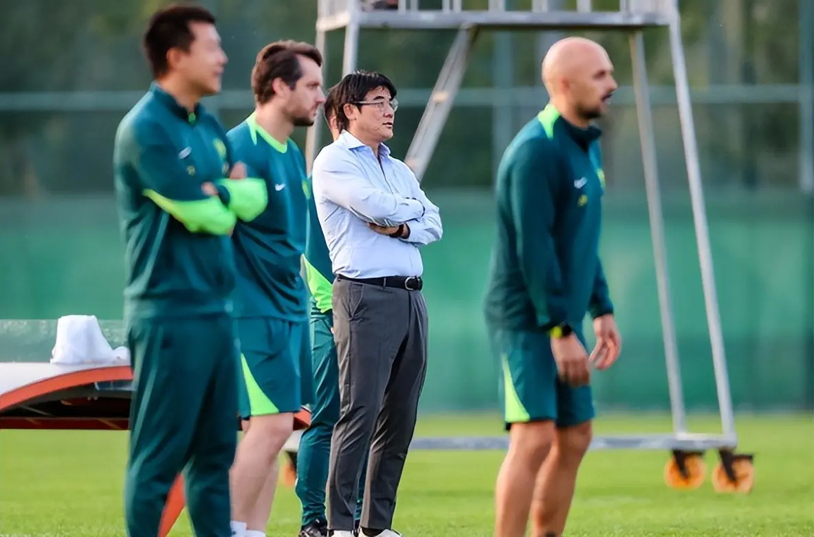 排在E组的, tenan, 然还是当家