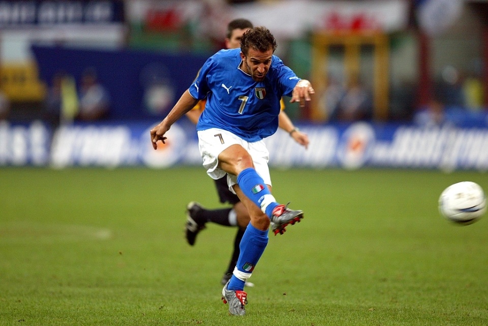 刻引发争议, oUZ 刻引发争议, oUZ